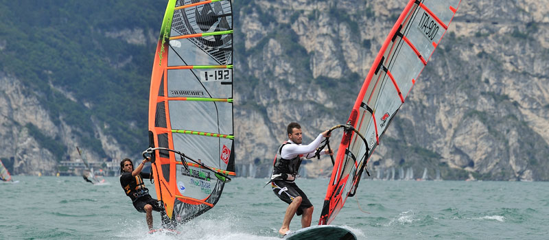 Windsurf on Lake Garda - ©Andrea Mochen_Garda Trentino S.p.A. Azienda per il turismo