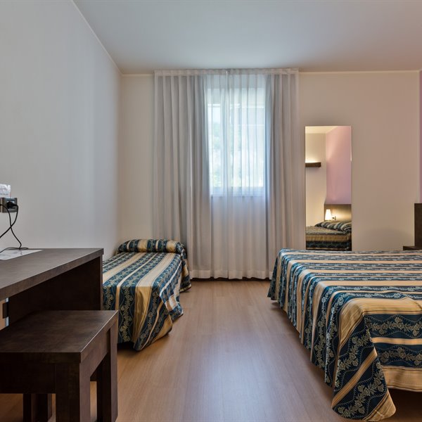 Hotel Due Laghi - Zimmer -