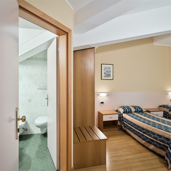 Hotel Due Laghi - Zimmer -